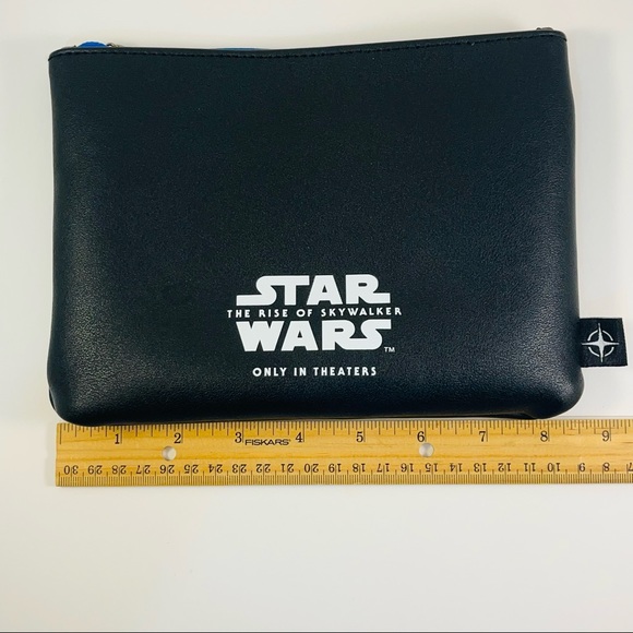 Star Wars Rise Of Skywalker Black Vinyl Clutch
Cosmetics Makeup Bag Lucas Film - Picture 5 of 9